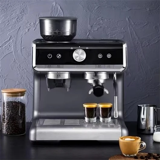 バリスタホームオリジナルオラクルコーヒーメーカーBes980 - Breville Espresso Barista Express のレビューと価格